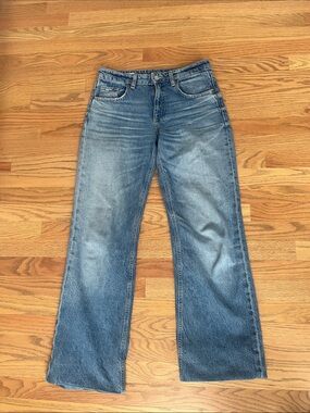 Zara Women's Wide Leg Jeans in Light Blue Wash
